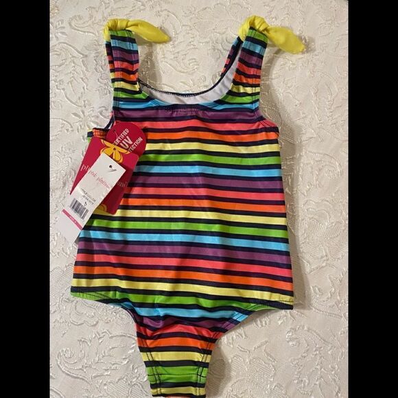 🛍 Pink Platinum Girl’s little Rainbow 🌈 Striped Print Swimsuit Size :4 - Picture 6 of 10
